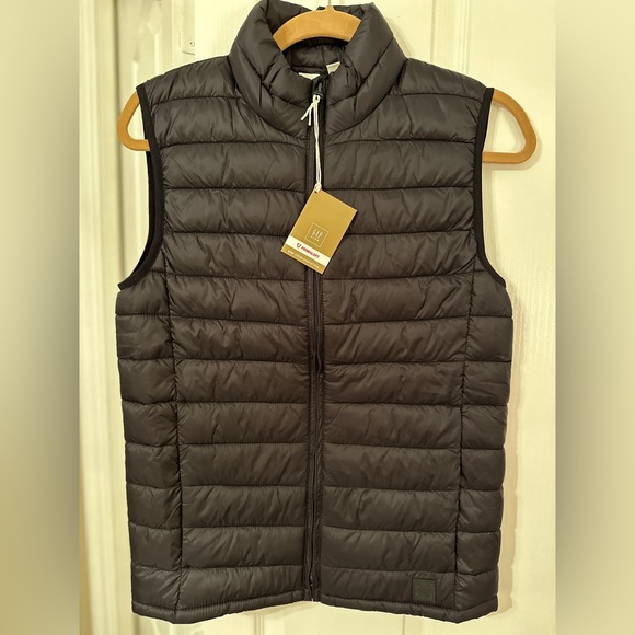 NEW GAP Kids Black Quilted Primaloft Vest XL feels like down! Perfect for Falll - Picture 7 of 9